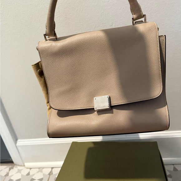 Céline trapeze bag in beige - Picture 6 of 14